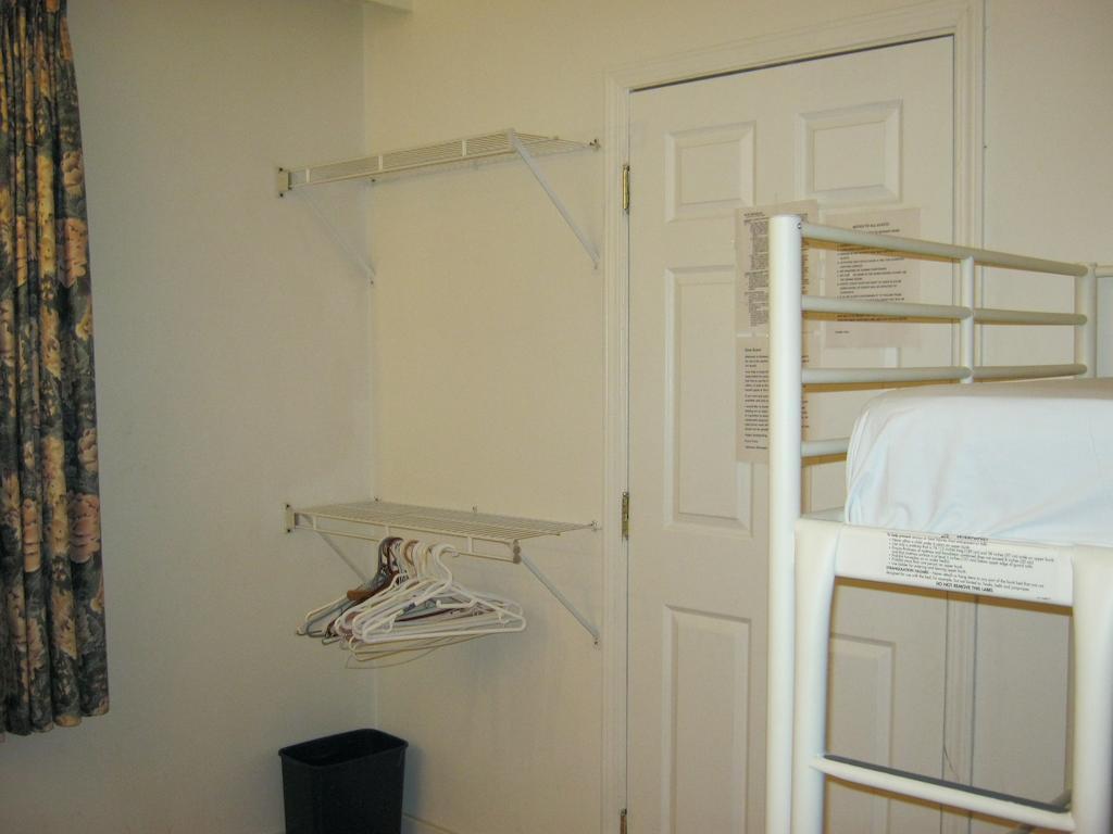 Kelowna Okanagan Lake Hostel ห้อง รูปภาพ