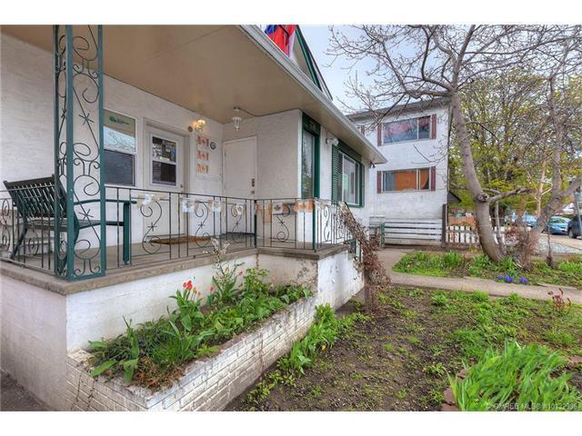 Kelowna Okanagan Lake Hostel ภายนอก รูปภาพ